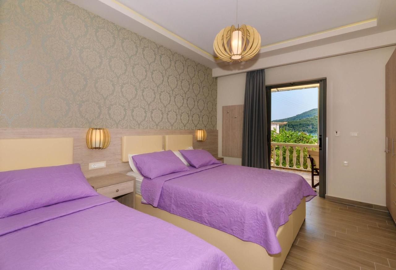 Villa Regina Keri ภายนอก รูปภาพ