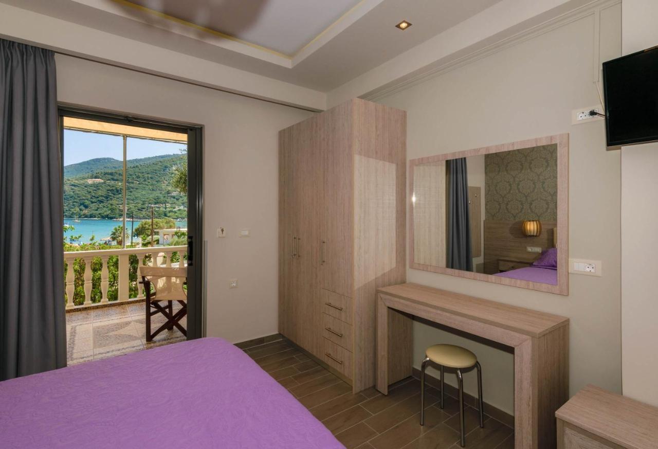 Villa Regina Keri ภายนอก รูปภาพ